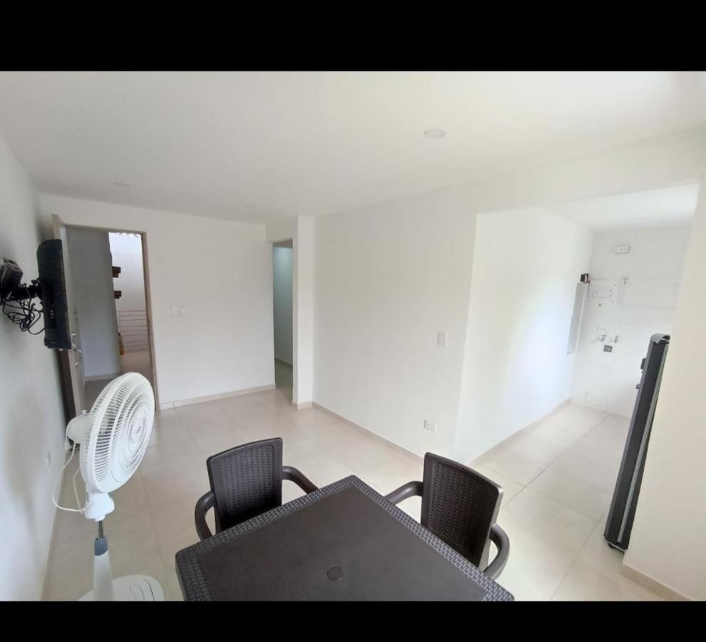 Apartamento Nuevo A Una Cuadra Del Rodadero Gaira Εξωτερικό φωτογραφία